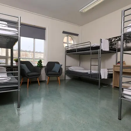 B47 Hostel *